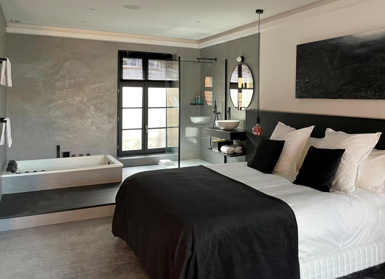 Ennea - Jacuzzi & Luxury Suites (Adults Only) Perpignan Exterior foto